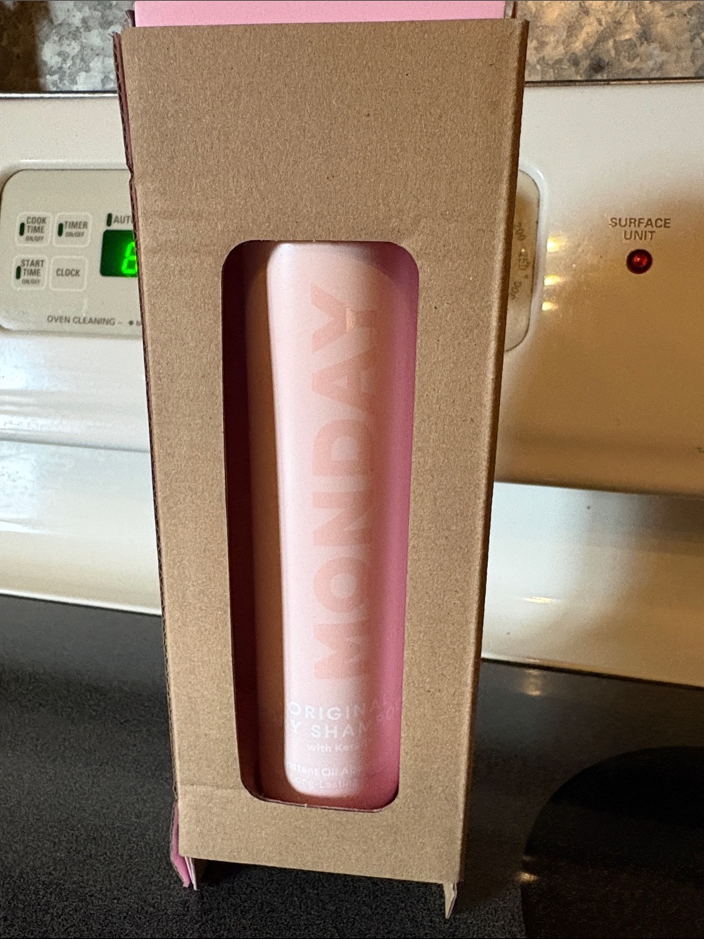 Monday Haircare Pink Dry Shampoo - Lightweight Refresh